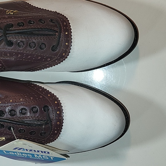 NWOT Mizuno Ladies MST Golf Shoes (5 1/2) - Picture 6 of 11